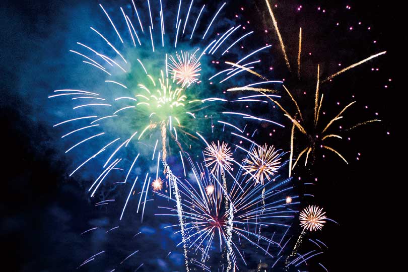 Akaya Lake Fireworks Festival